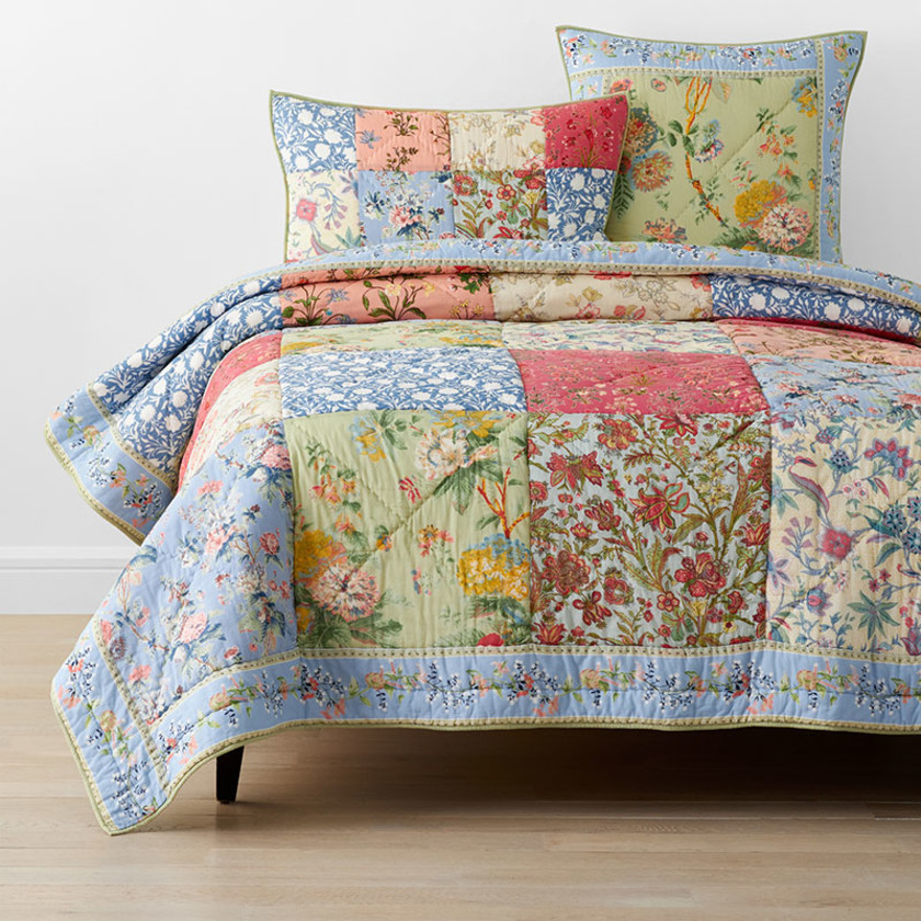Faelynn Patchwork Quilt